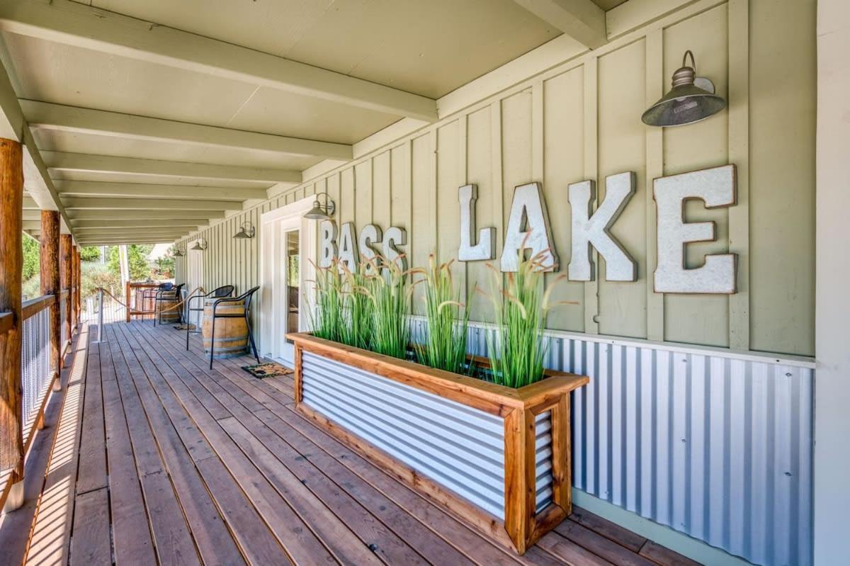 #3 Cottage Like Suite With Private Hot Tub Bass Lake Exterior photo